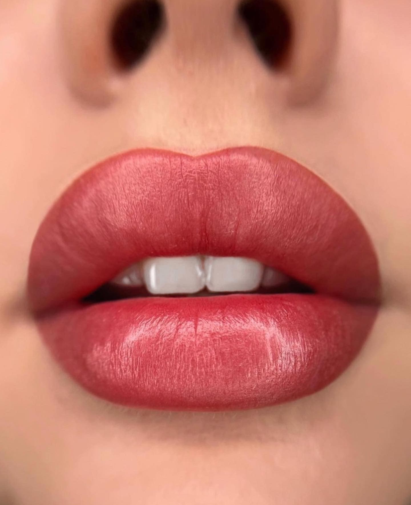 Permanent Makeup — detail